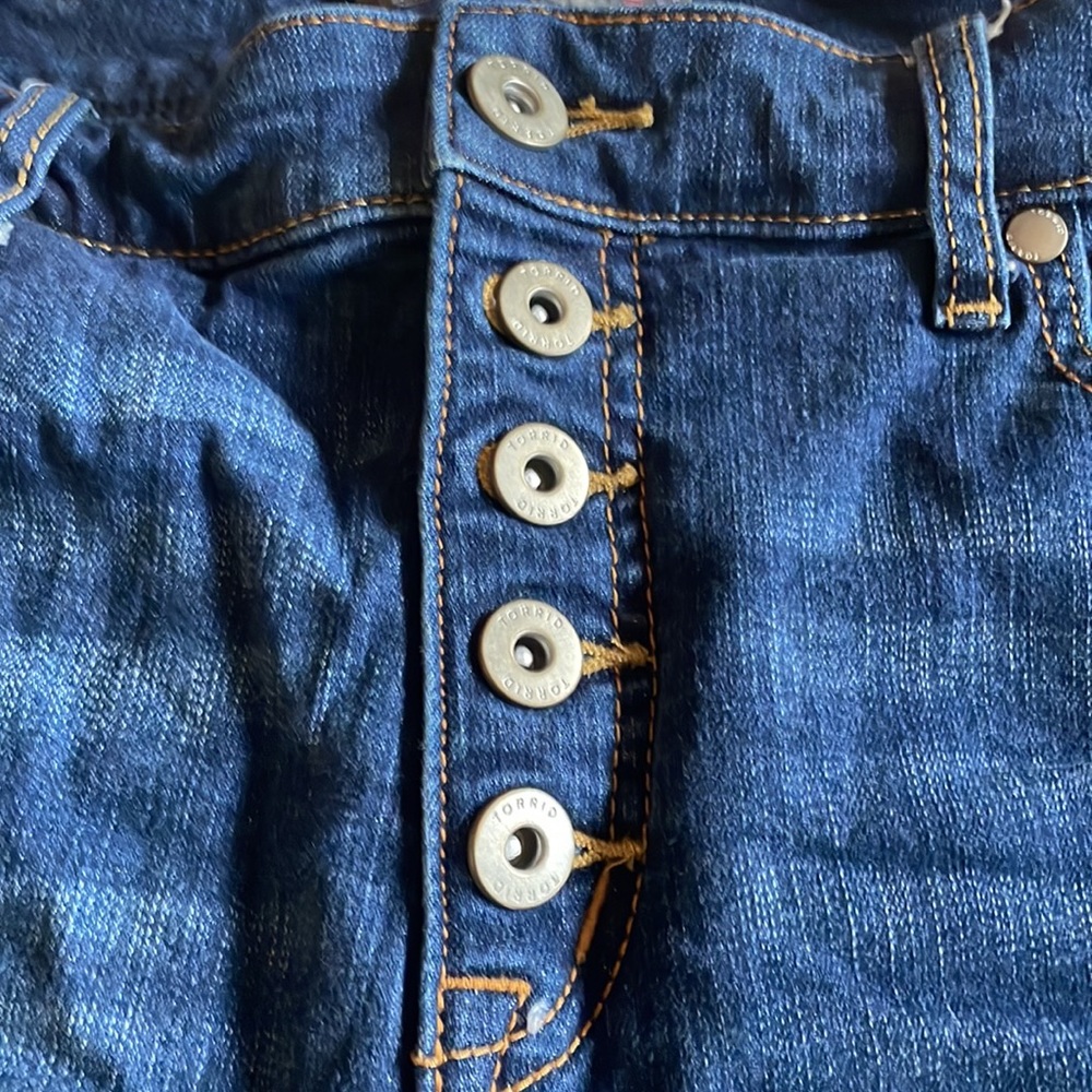 Torrid Button Fly Denim Shorts - Picture 2 of 7